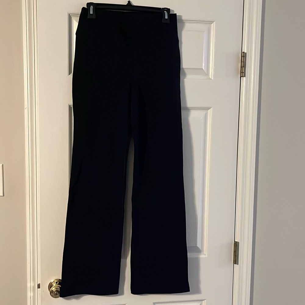 Old Navy Powersoft Bootcut Leggings NWT